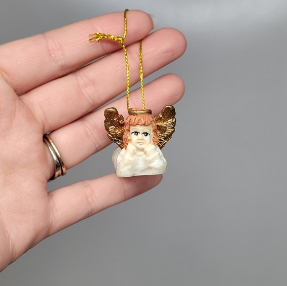 Vintage 1990s Mini Angel Ornaments set of 5 Christmas Angels Holiday Tree Holly - Picture 7 of 11